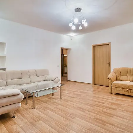 Apartment Lesi Ukrainky 17 Lviv