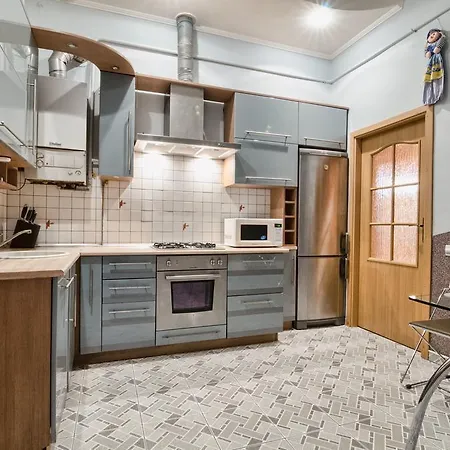 Lesi Ukrainky 17 Apartment
